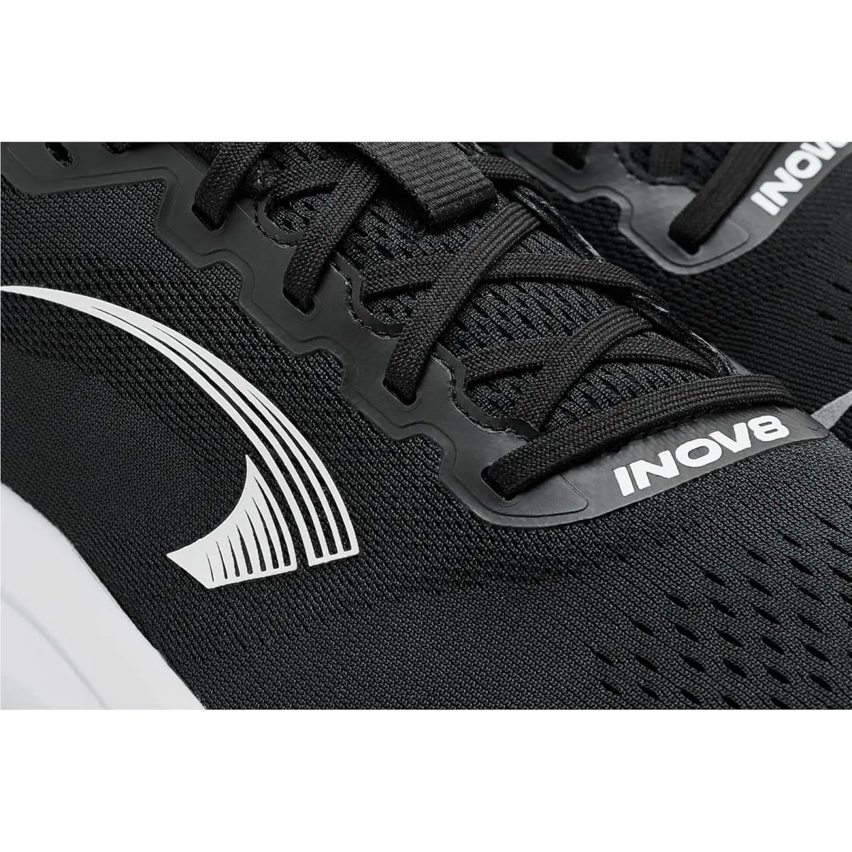 inov-8 shoes - Black/White 4
