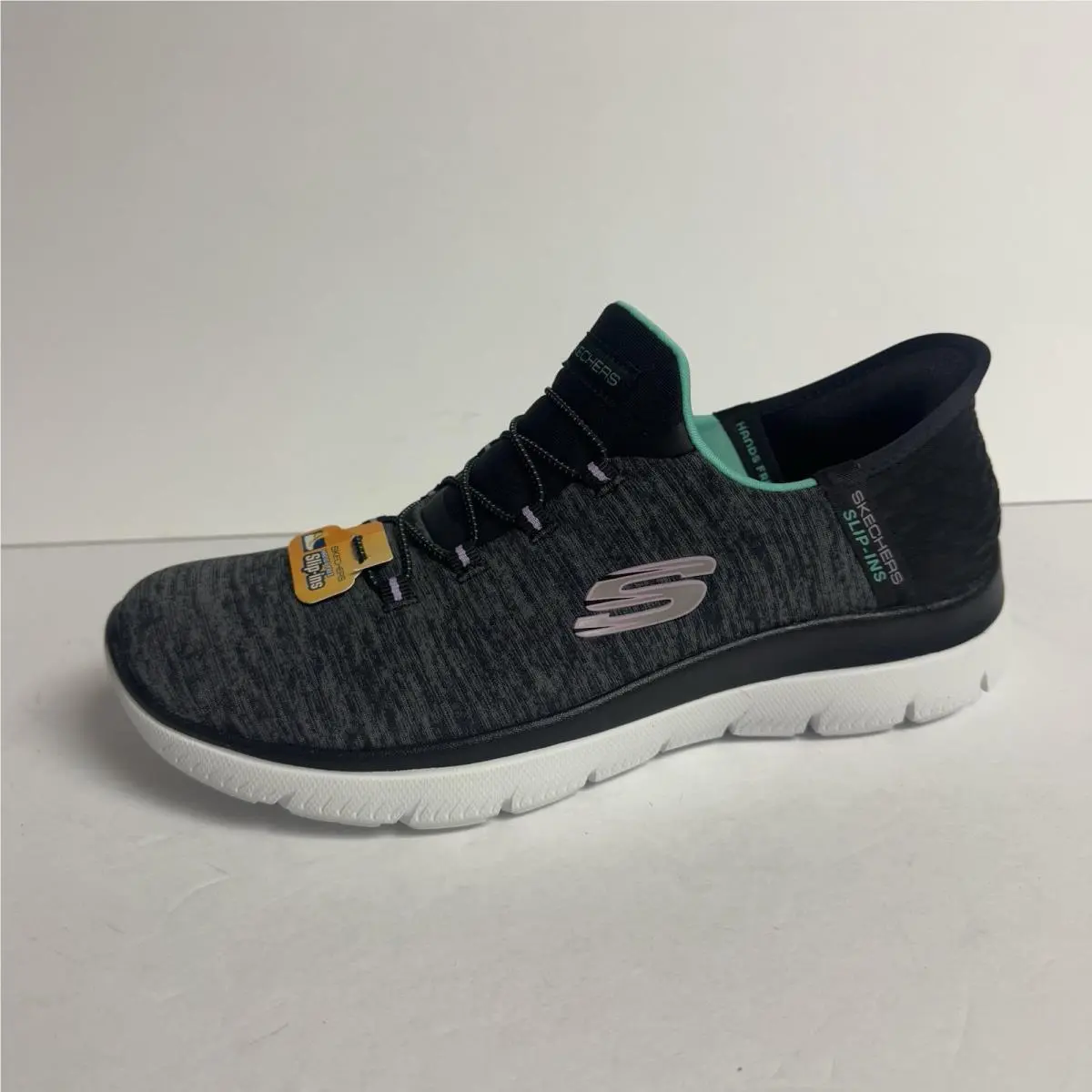 Skechers Womens Summits Sneaker Black Size 9 M