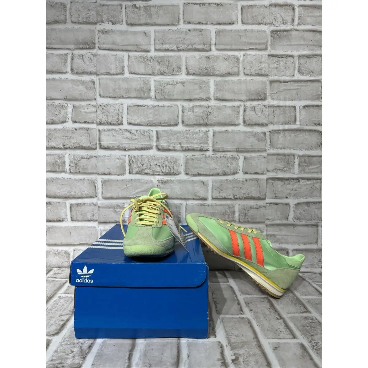 SL 72 OG Womens Size 8.5 Green Spark/solar Orange Shoes JI0197 by Adidas