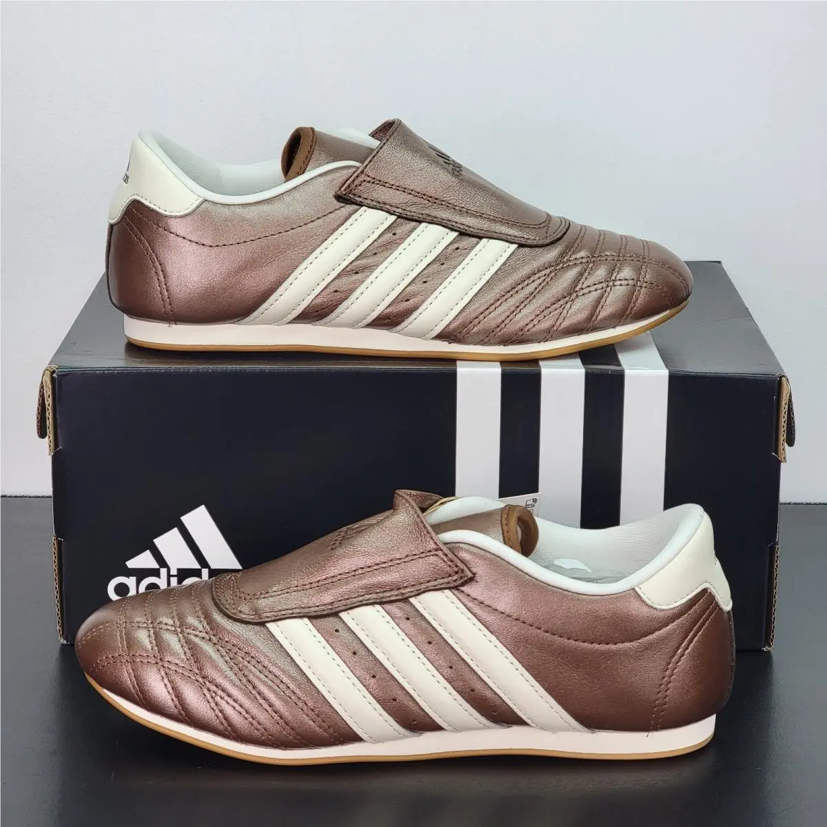 Adidas shoes - adidas Originals - Originals - JS4025 - Brown 1