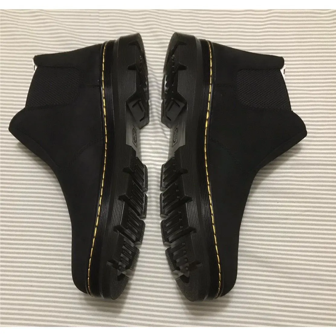 Dr. Martens shoes - Dr. Martens Hardie II Chelsea - Black 2