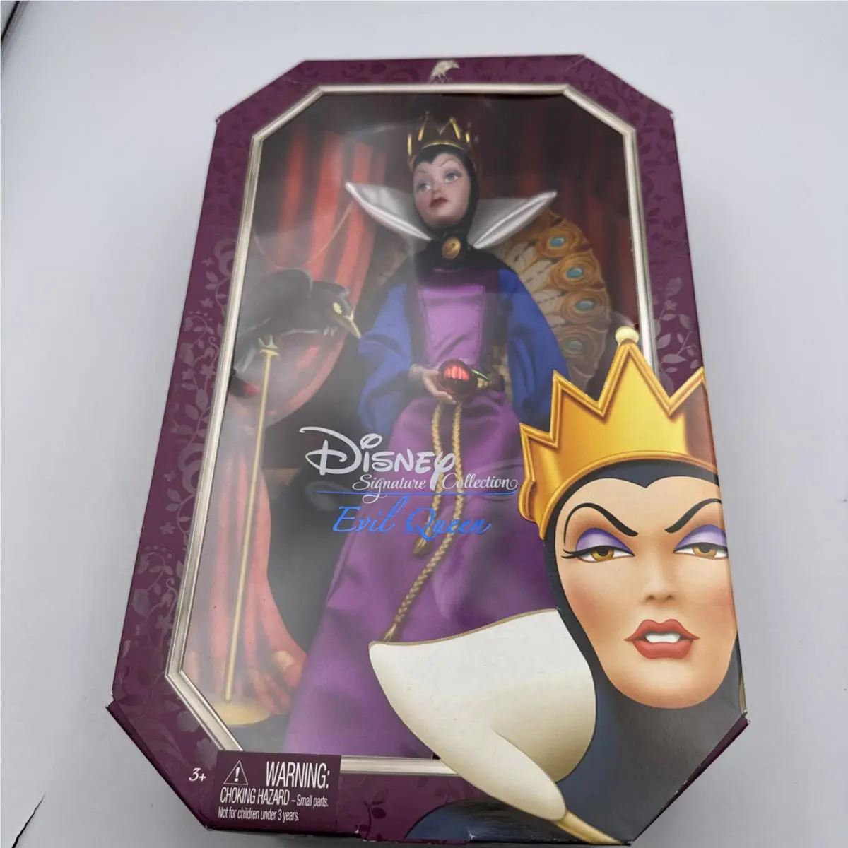 Disney Signature Collection Evil Queen Snow White Apple Doll Mattel 2013