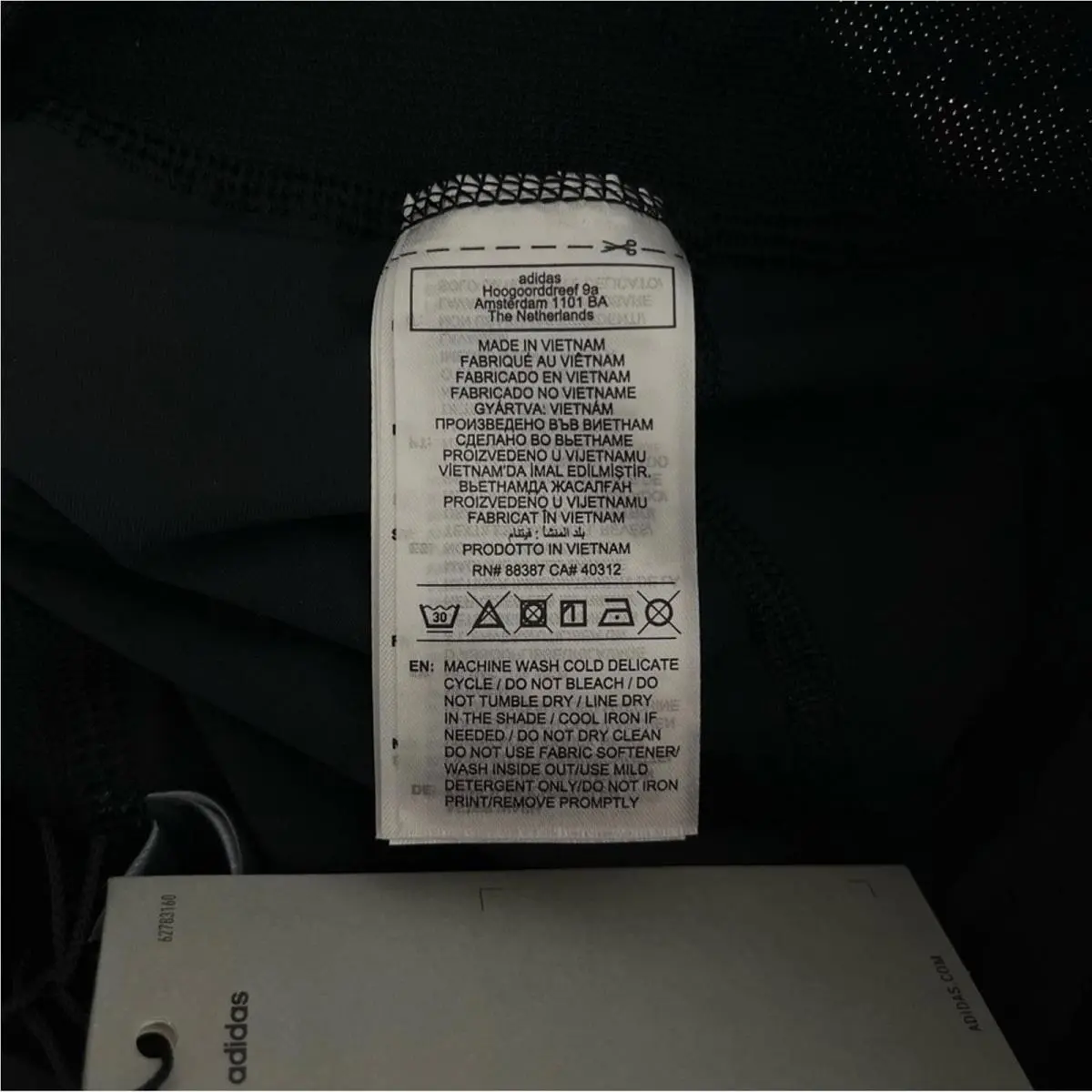Adidas clothing - NA - Black 11