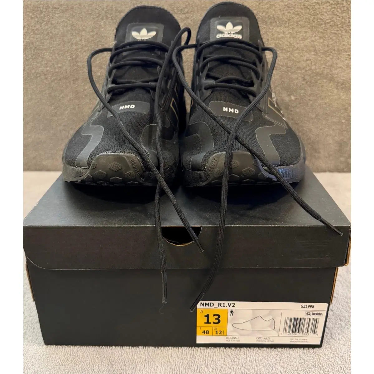 Adidas shoes - NMB_R1 V2 - Black 1
