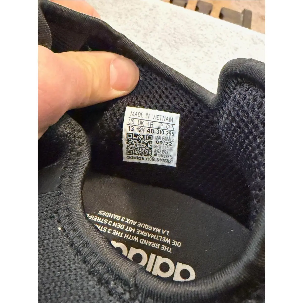 Adidas shoes - NMB_R1 V2 - Black 6