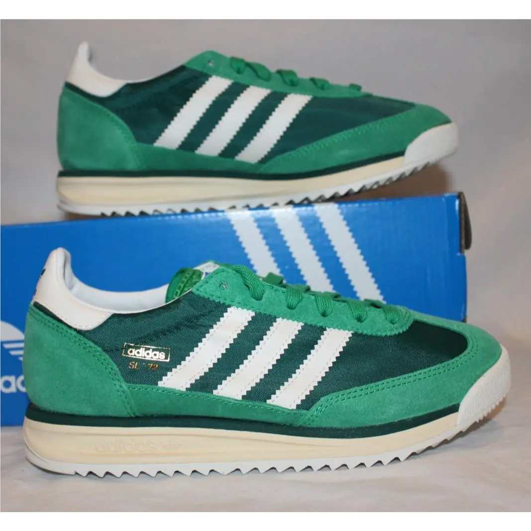 Adidas Women`s Green White Sneakers SZ 5 EU 37.5