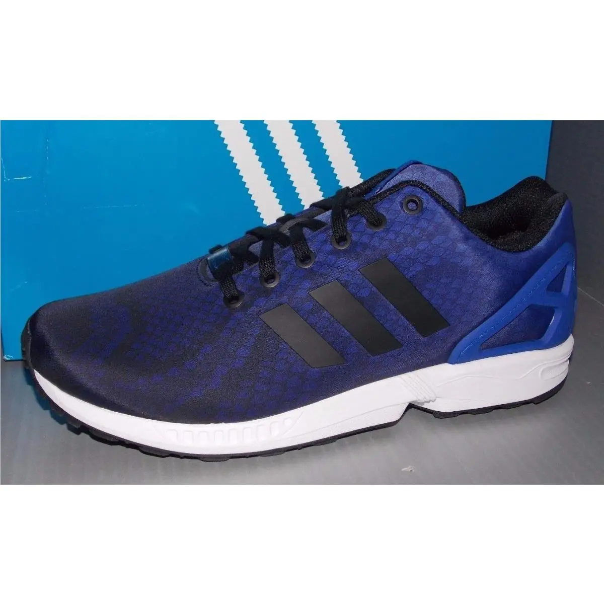 Mens Adidas ZX Flux in Colors Black / Ftw White / BO Blue Size 12