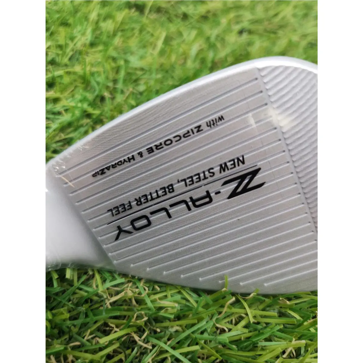 Cleveland Golf  - 2025 CBZ TOUR SATIN - CBZ TOUR SATIN 3