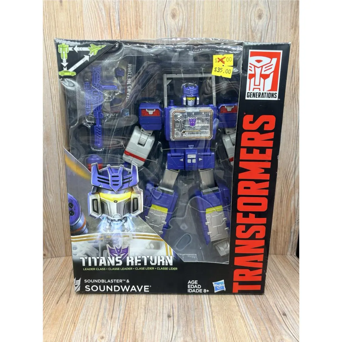 Hasbro Transformers Generations Titans Return Soundwave and Soundblaster Action