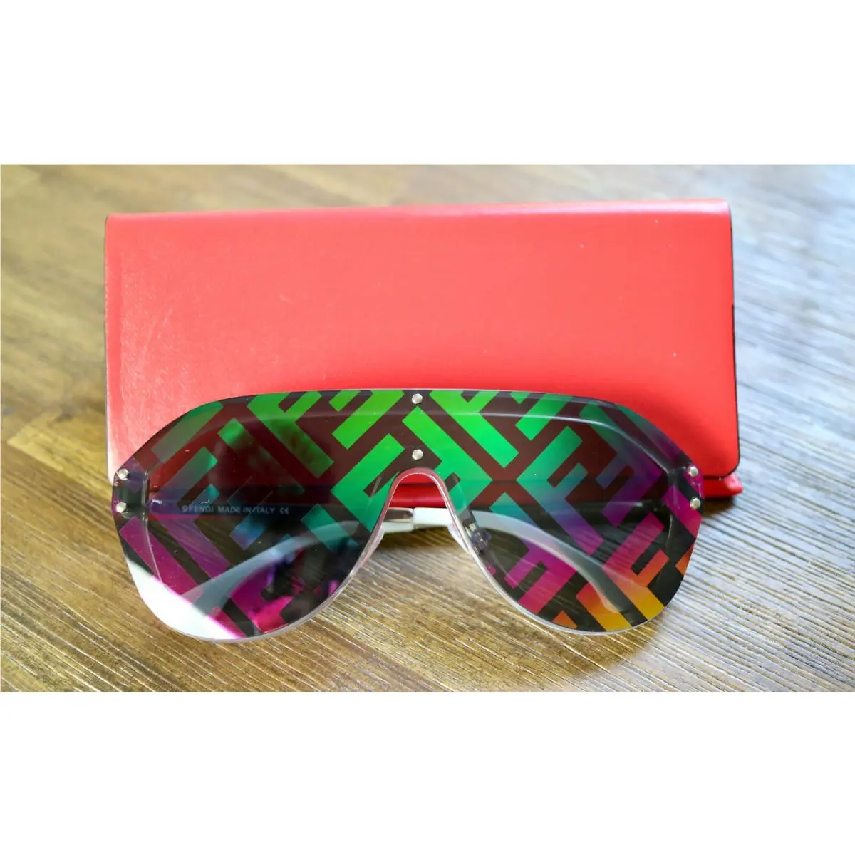 Fendi FFM0039 F74R3 Rainbow Lens Silver Frame Oversized Shield Sunglasses