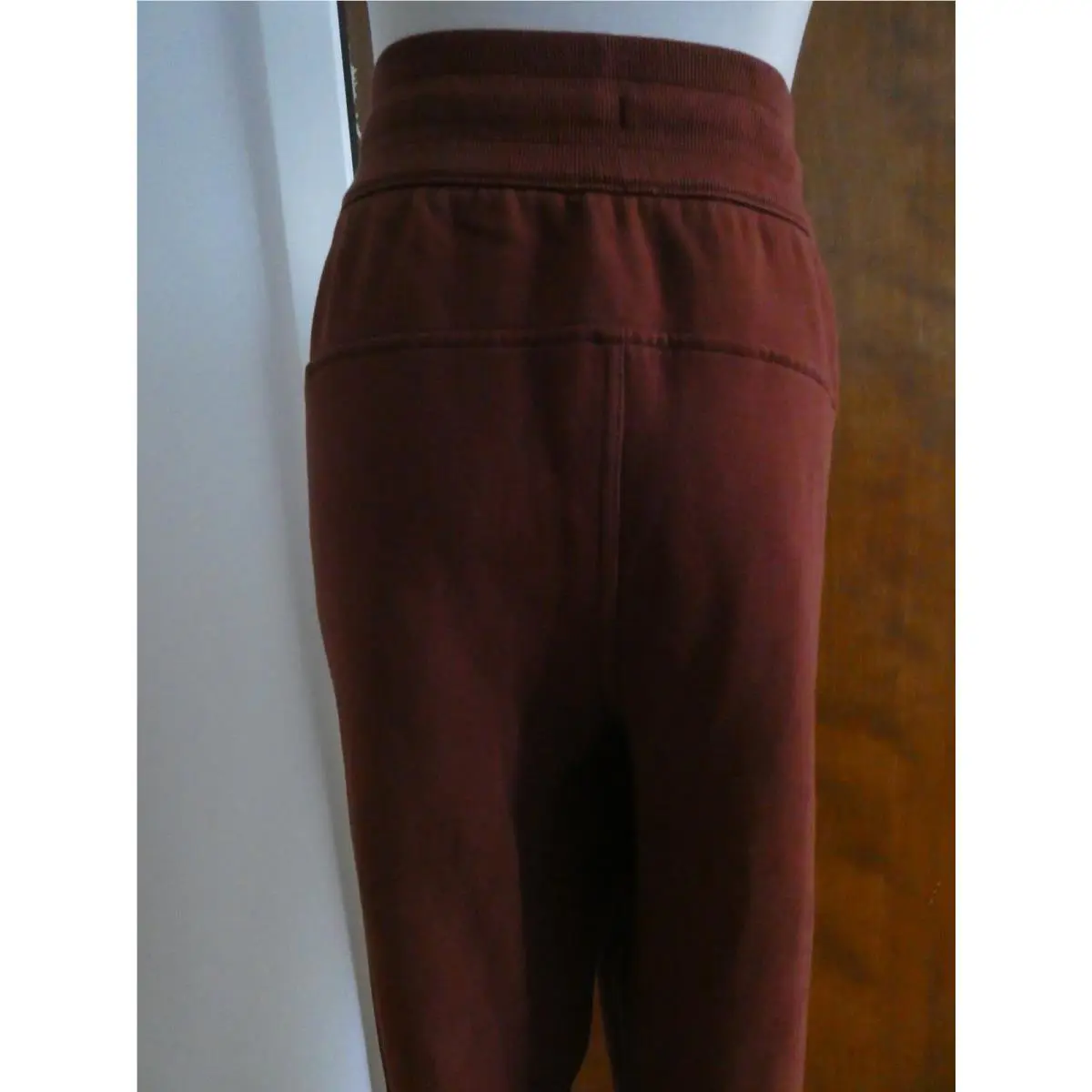 Lululemon clothing - Brown 16
