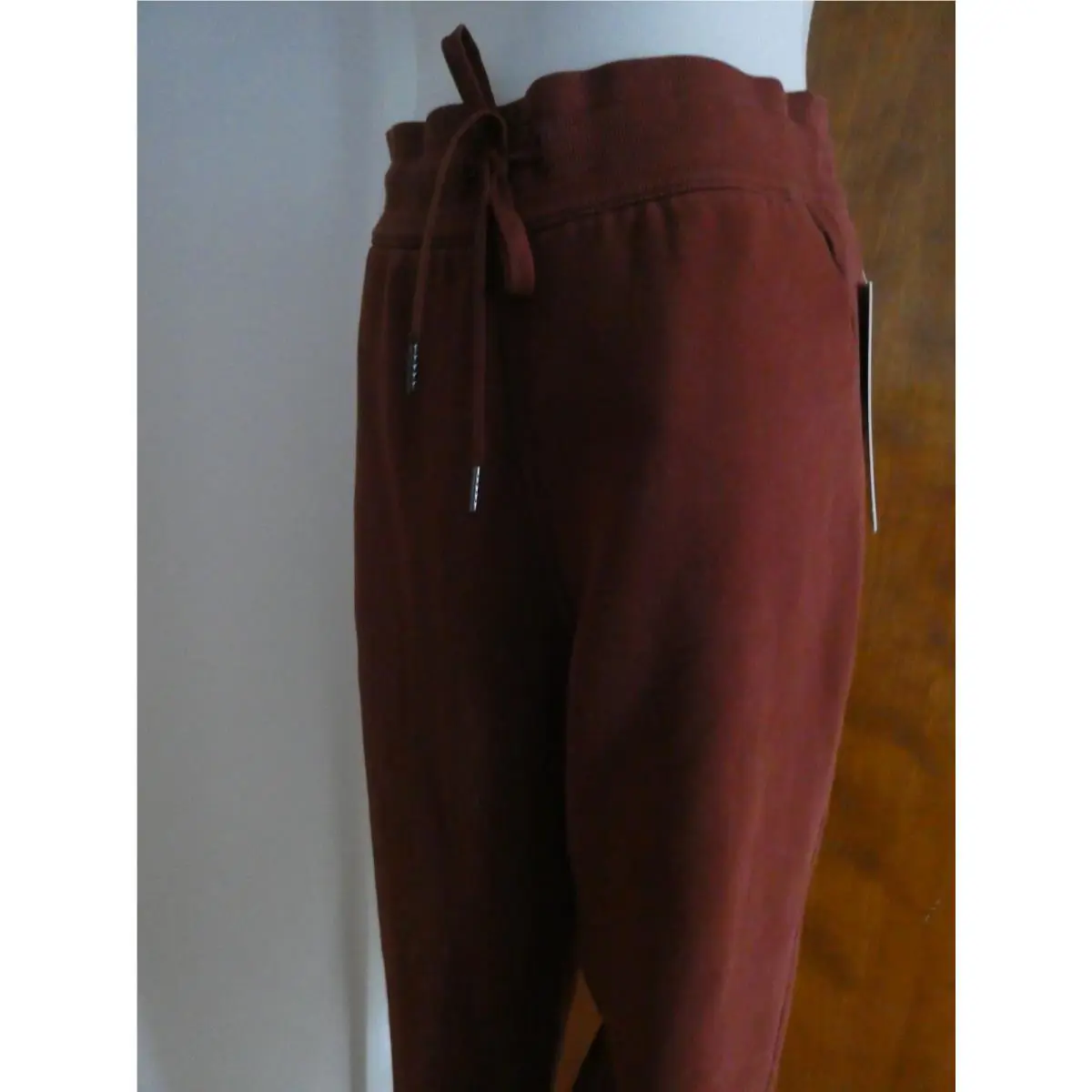 Lululemon clothing - Brown 5