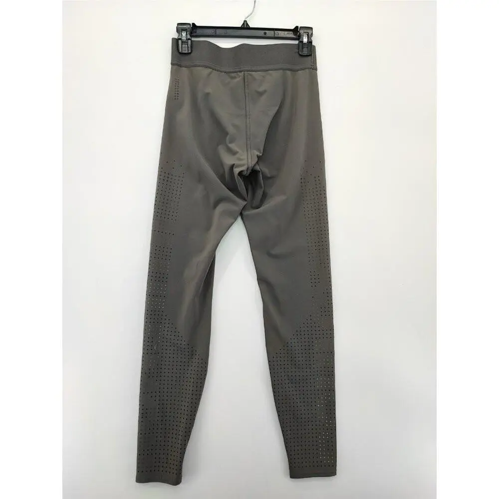 Lululemon clothing - Gray 2