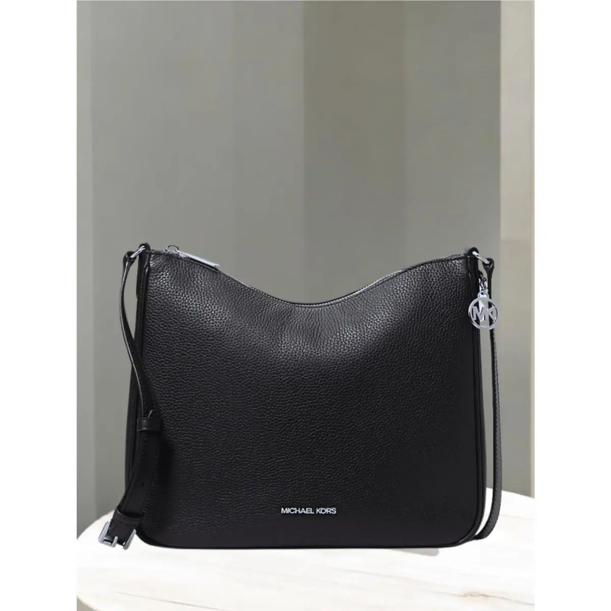 Michael Kors Nayla Women Medium Leather Crossbody Messenger Handbag Black