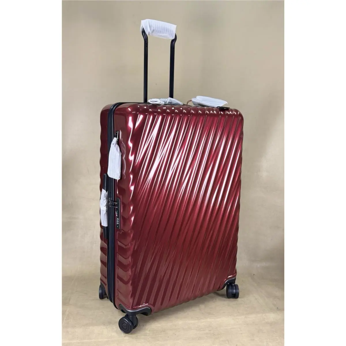 Tumi 19 Degree Extended Trip Expandable 4 Wheeled Packing Case