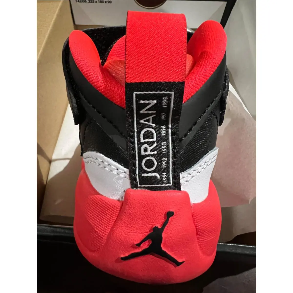 Nike shoes - Black/White Infrared 23 4