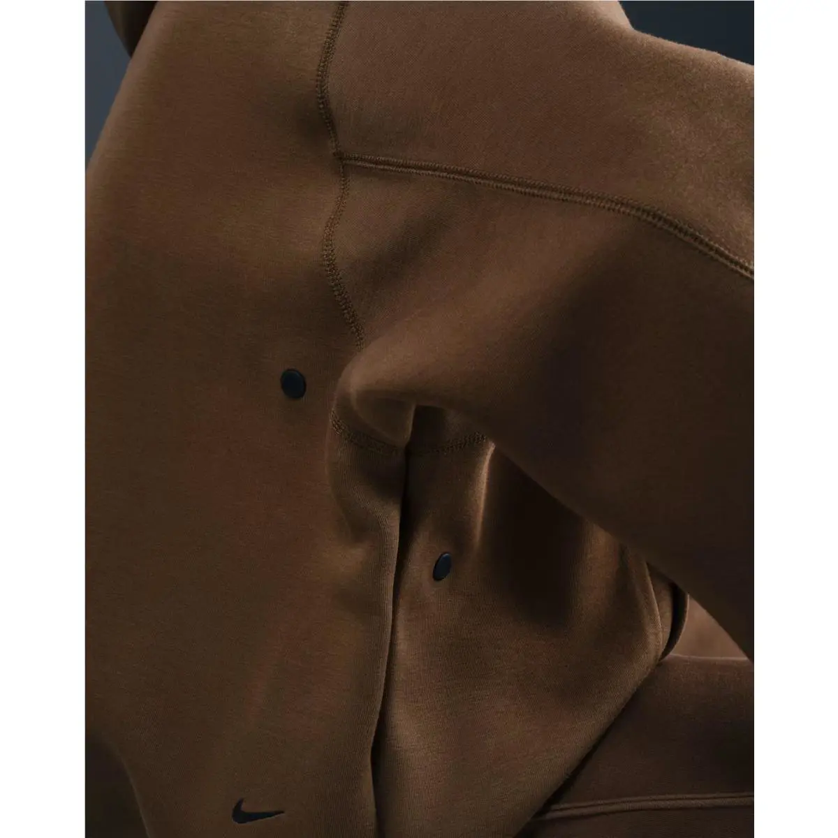 Nike clothing - Brown 16