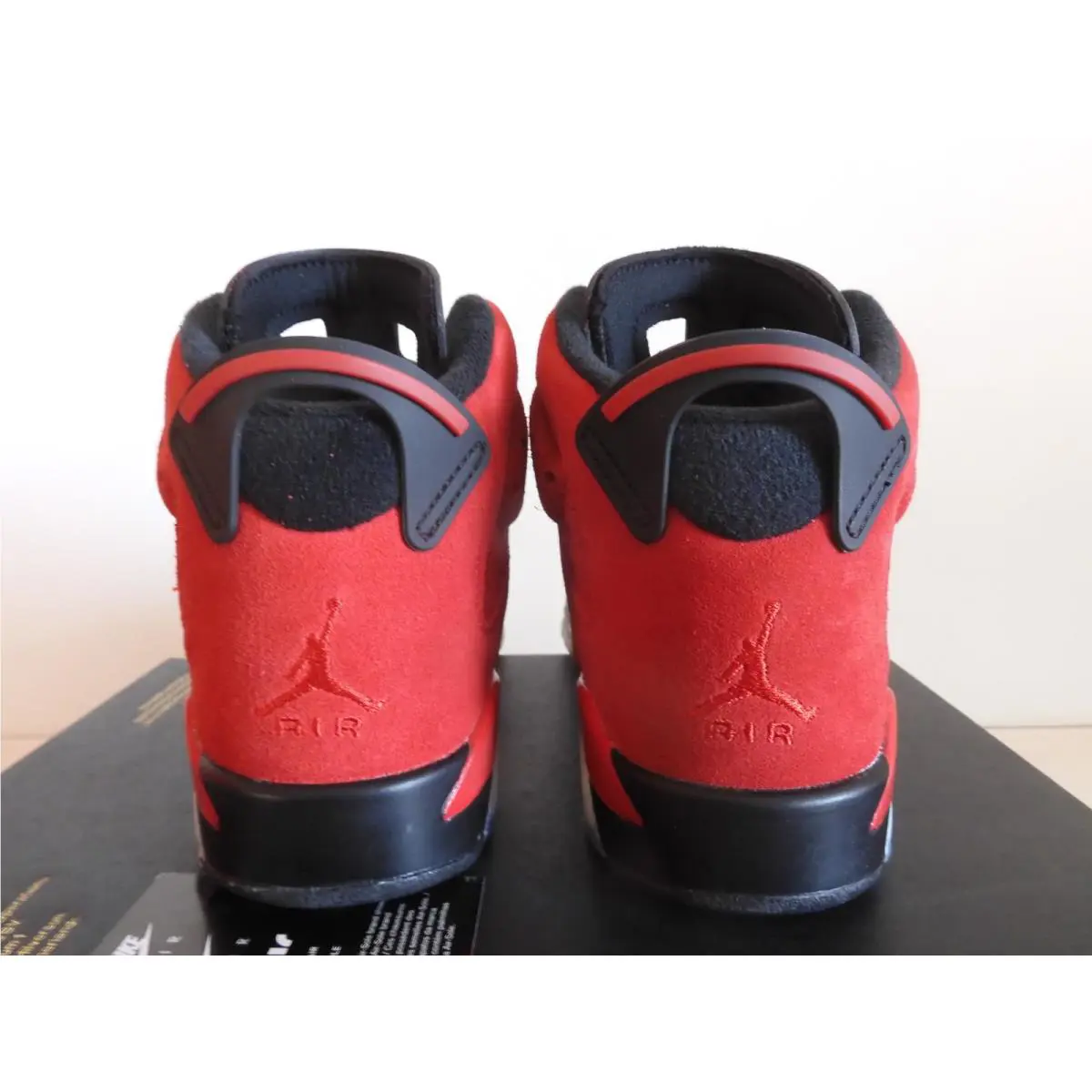 Nike shoes - Air Jordan 6 - Air - 384665-600 - Red 3