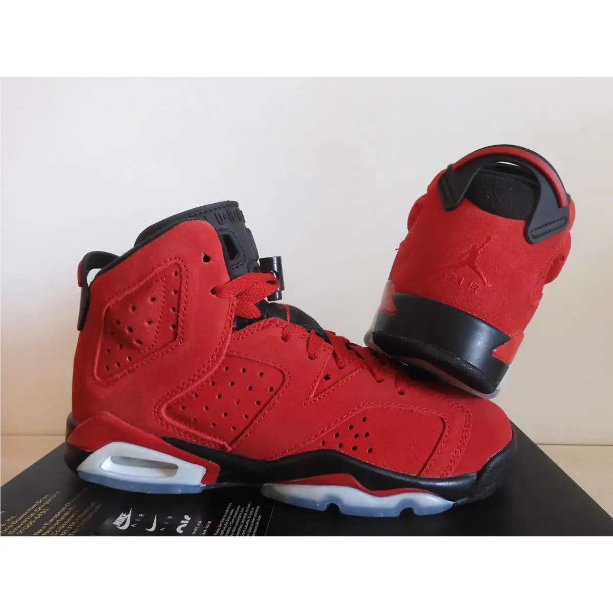 Nike shoes - Air Jordan 6 - Air - 384665-600 - Red 1
