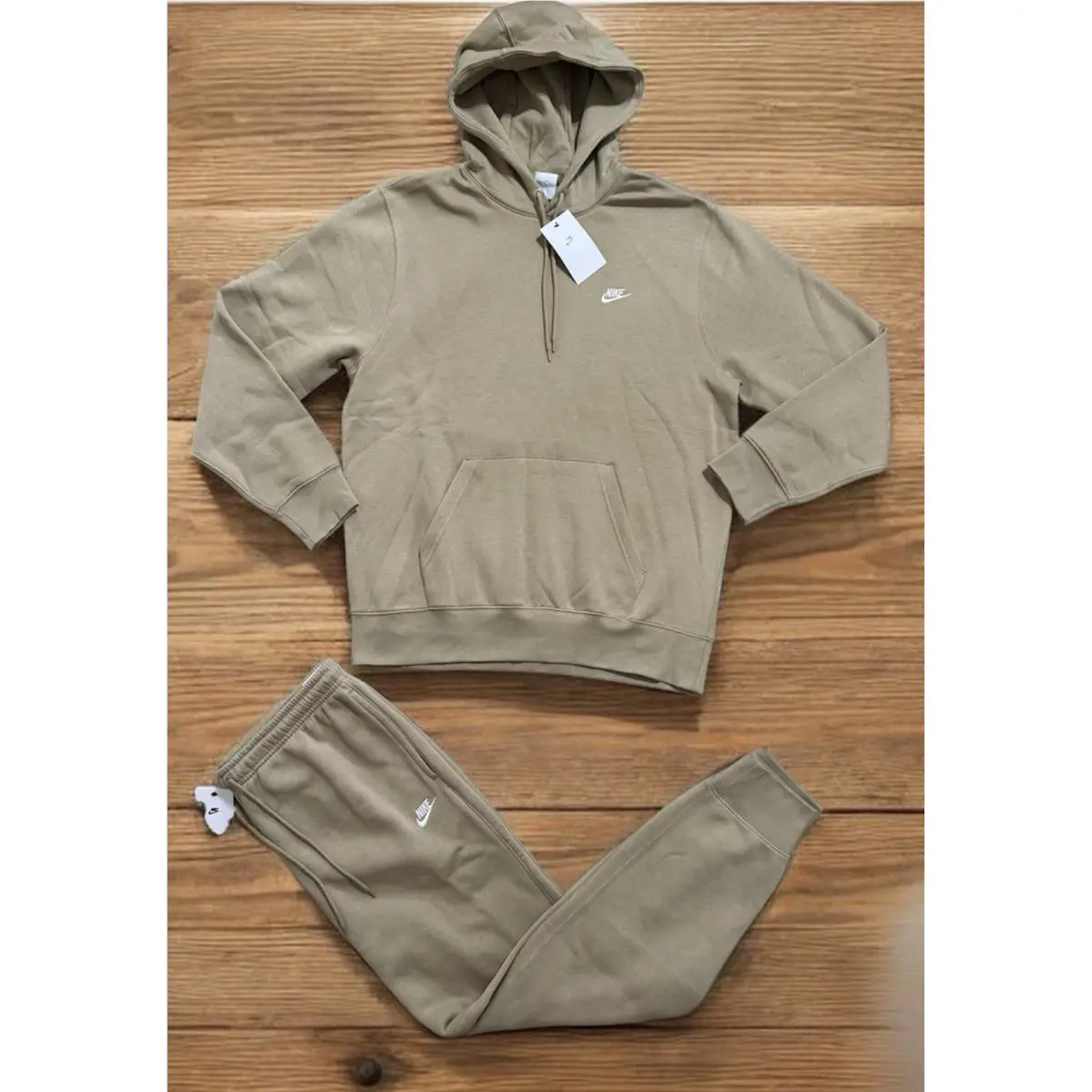 Nike clothing - Brown 8