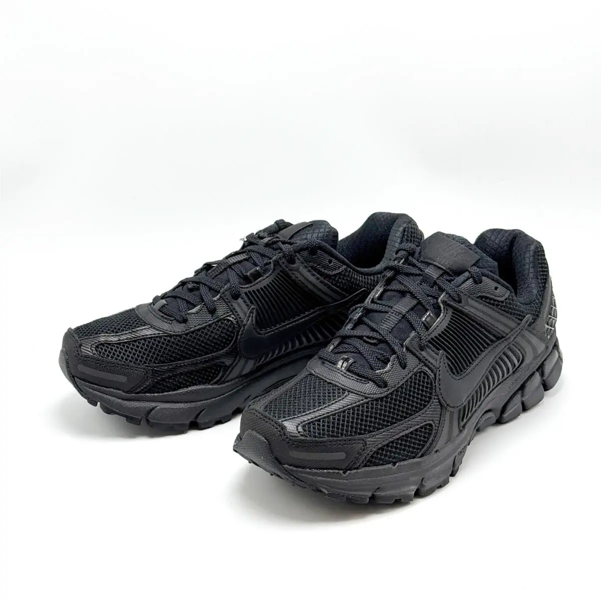 Nike shoes - Nike Zoom Vomero - Zoom Vomero - BV1358-003 - Black 0