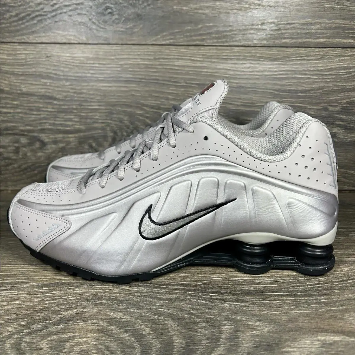 Nike shoes - Nike Shox R4 Gray - Shox Gray - Silver 2
