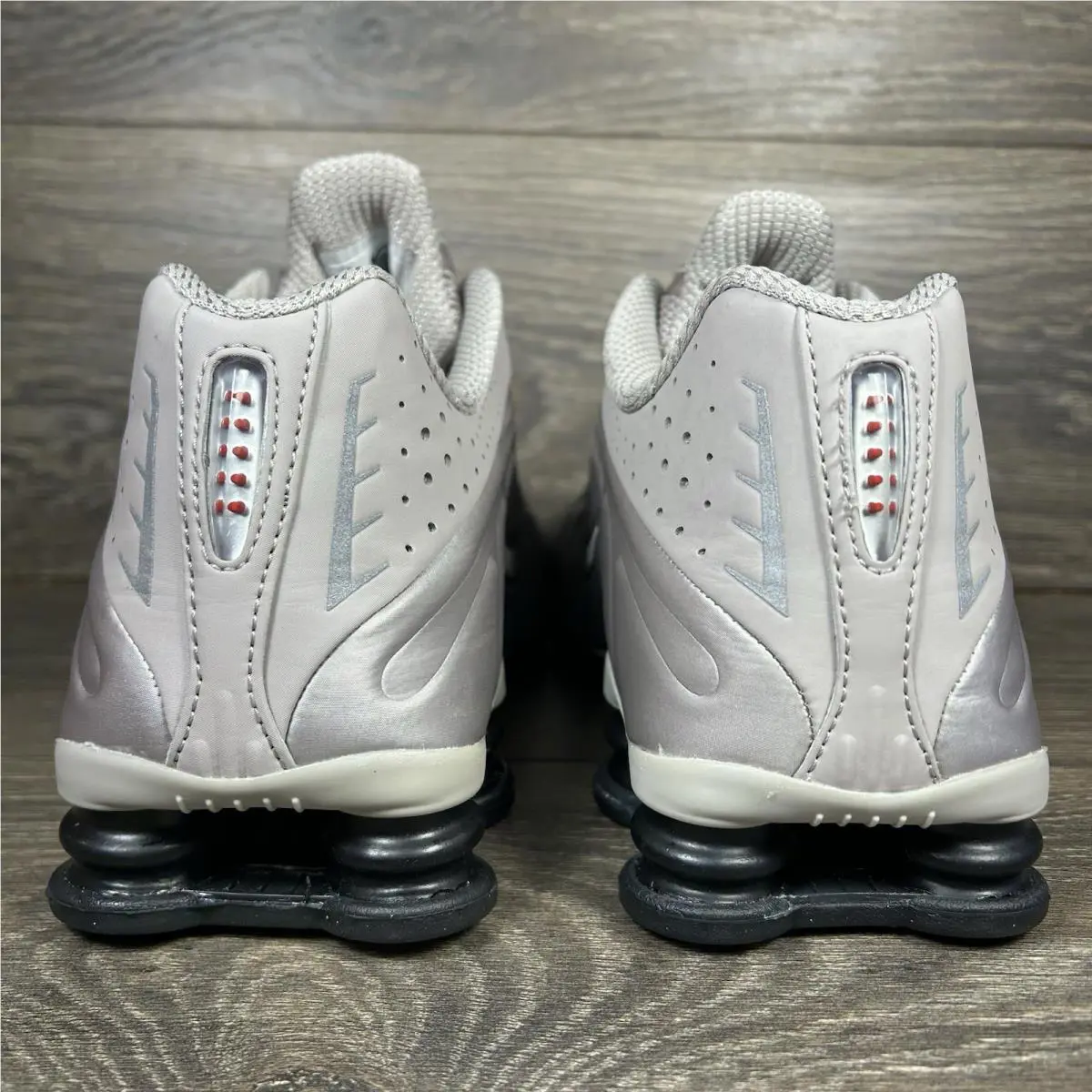 Nike shoes - Nike Shox R4 Gray - Shox Gray - Silver 3