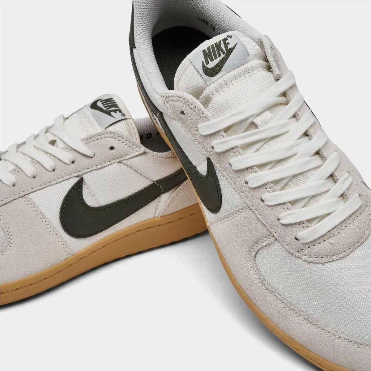Nike shoes - Pale Ivory/Gum Yellow/Cargo Khaki 1