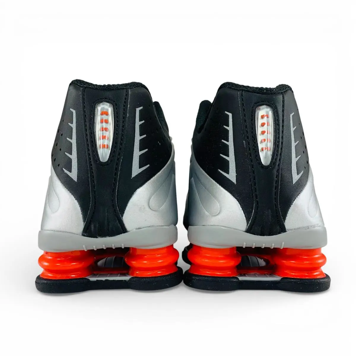 Nike shoes - Nike Shox R4 - Shox - HQ1988-002 - Silver 4