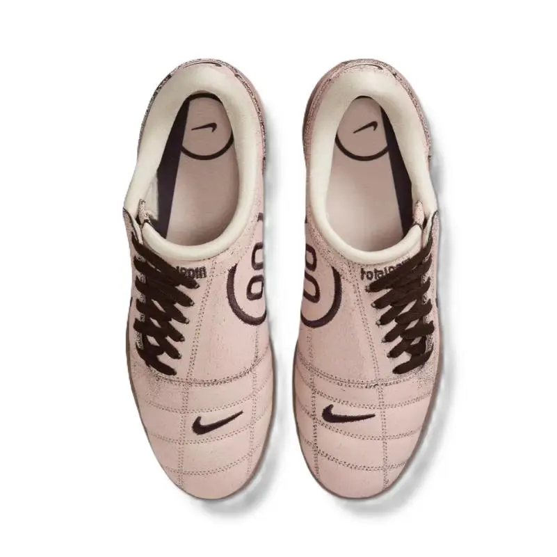 Nike shoes - White 2