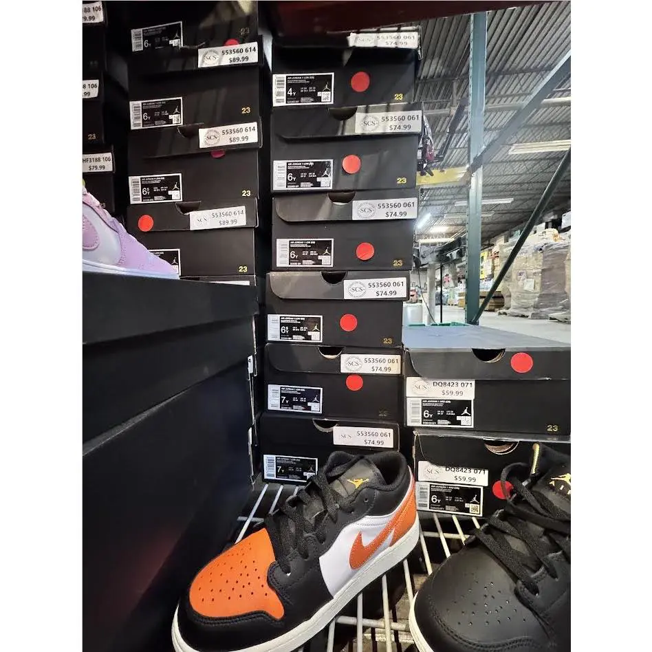 Nike shoes - Youth Air Jordan 1 Low Black Starfish GS 553560-061 3