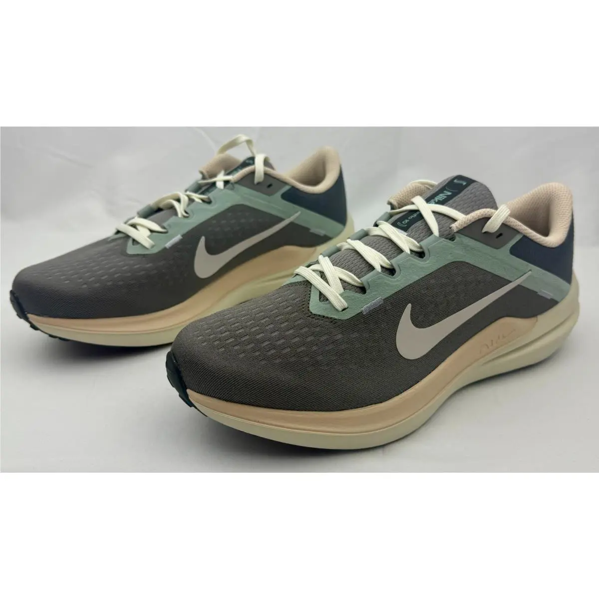 Nike shoes - Multicolor 4