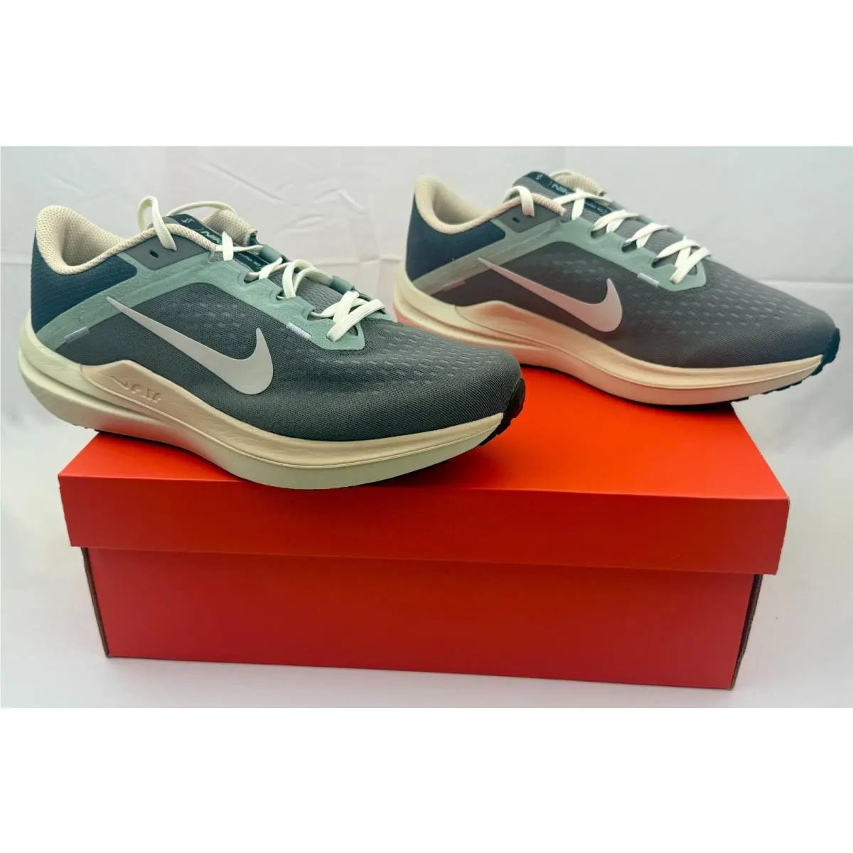 Nike shoes - Multicolor 8