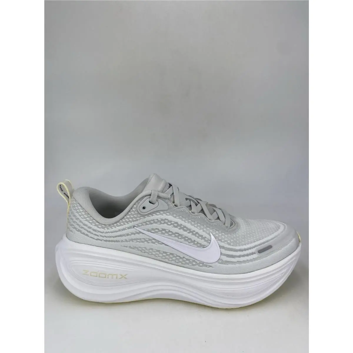 Nike shoes - Nike W Vomero - Vomero - HV8154 009 - Photon Dust/White-Alabaster (UPC: 198487612820) 0