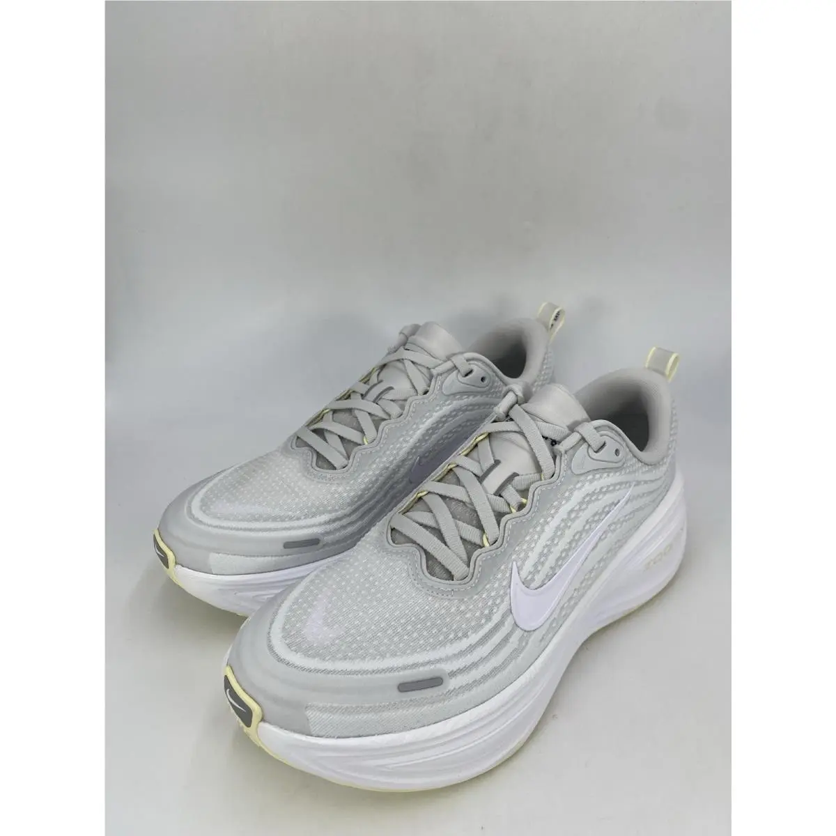 Nike shoes - Nike W Vomero - Vomero - HV8154 009 - Photon Dust/White-Alabaster (UPC: 198487612820) 2