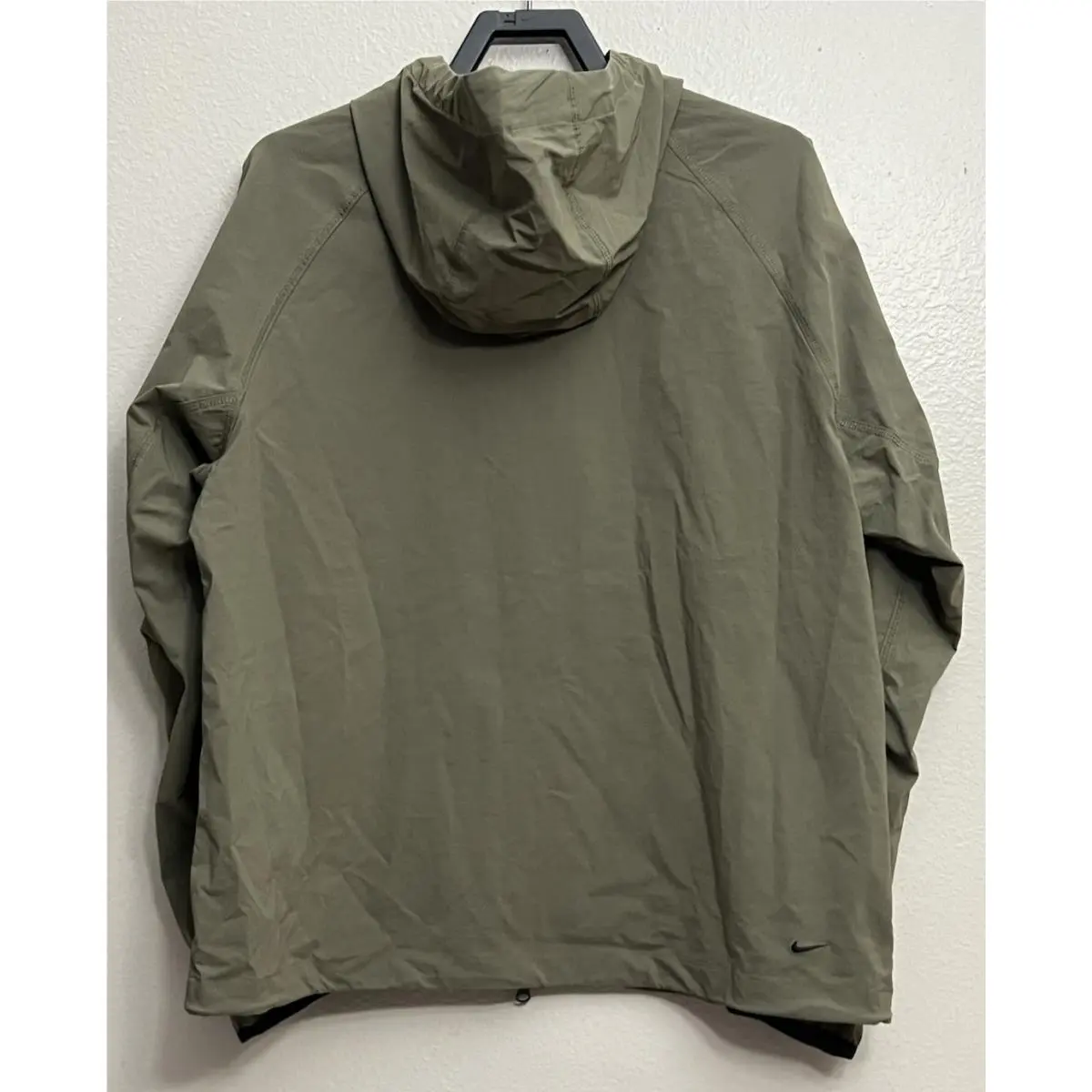 Nike clothing - Nike Tech Woven Windbreaker Jacket - HM7151-223 - Medium Olive (UPC: 197600965454) 2