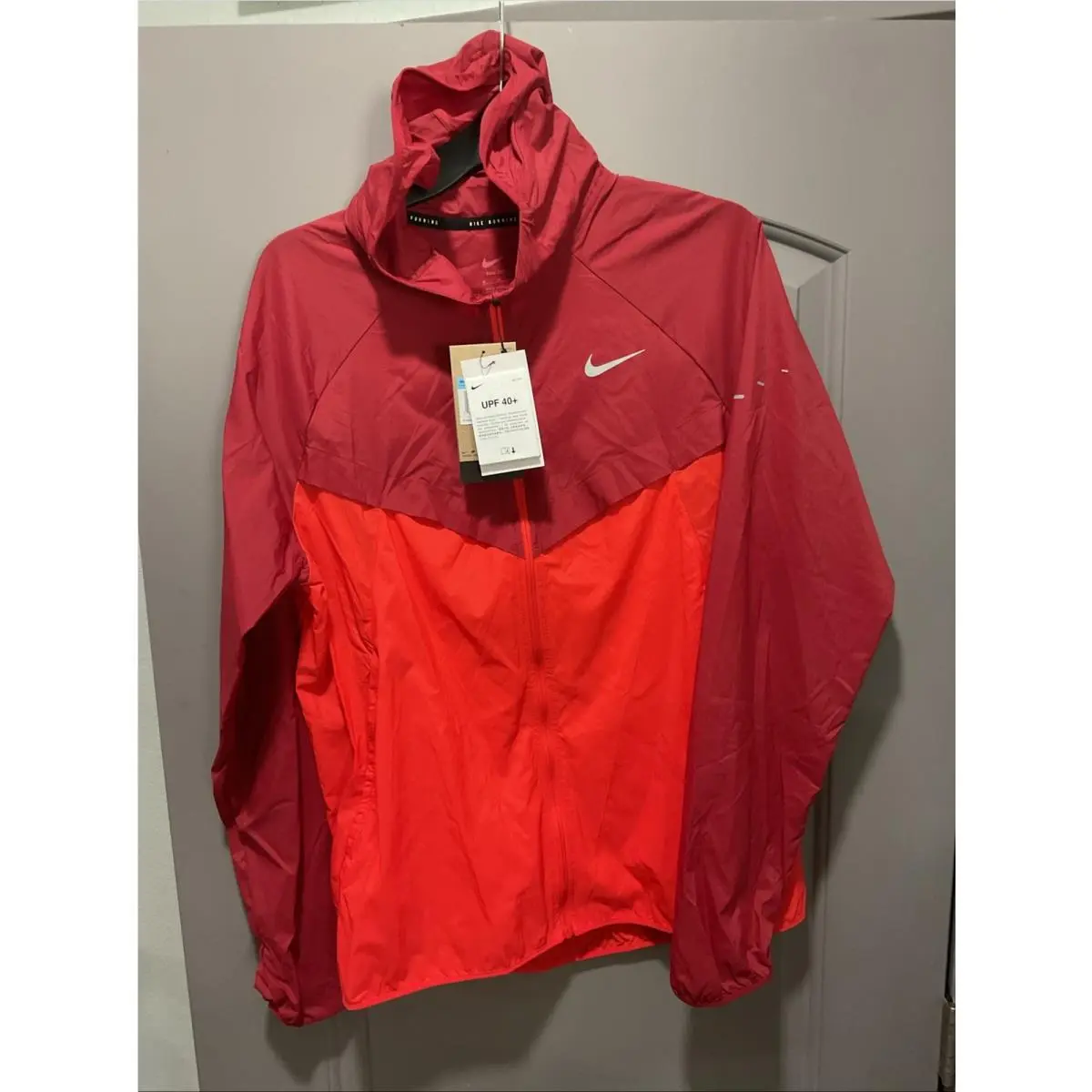 2026  Stride Repel UV Running Jacket Mens Large Windbreaker Red by Nike