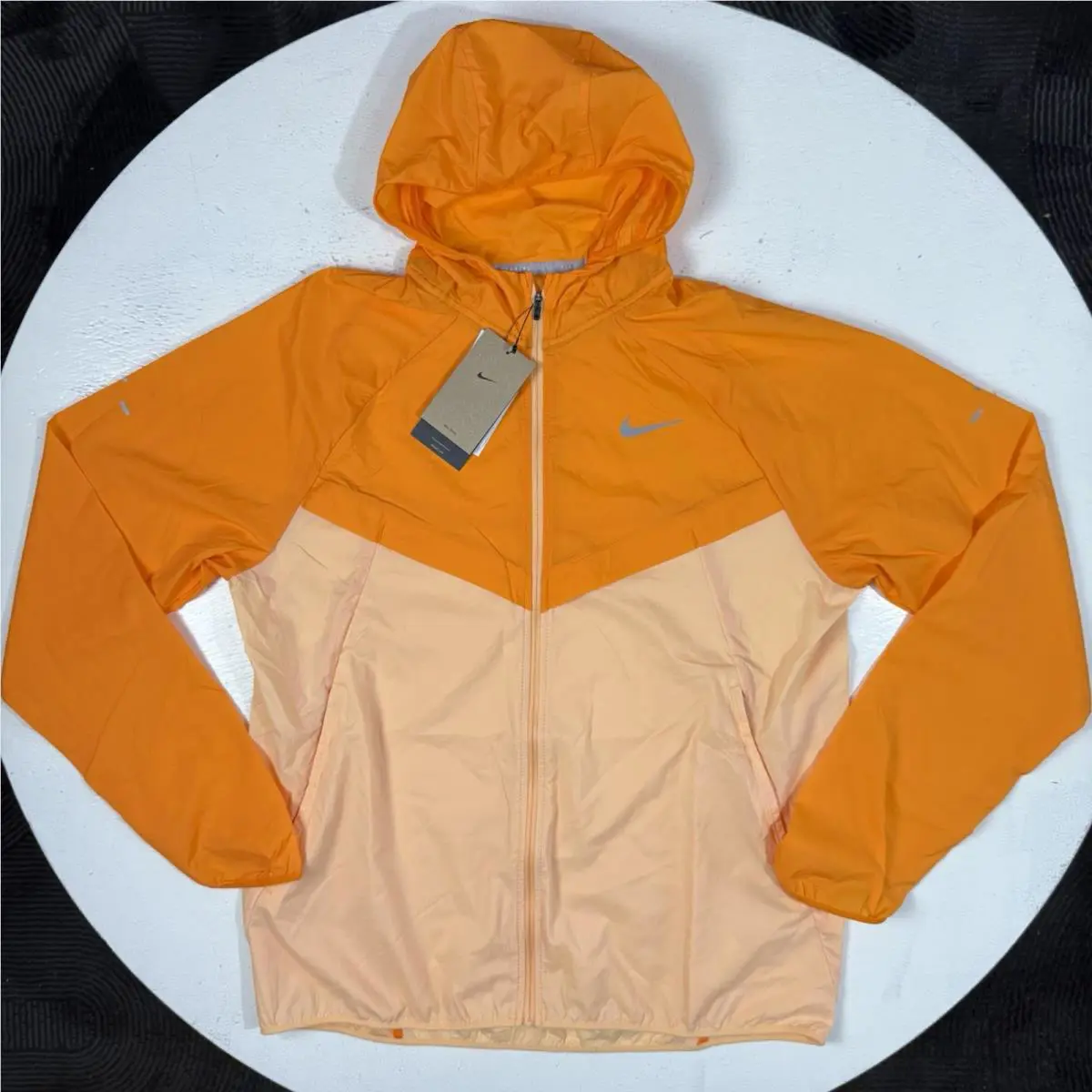 Nike Stride Repel UV Running Jacket Mens Medium Orange Zip HV4548-873 M