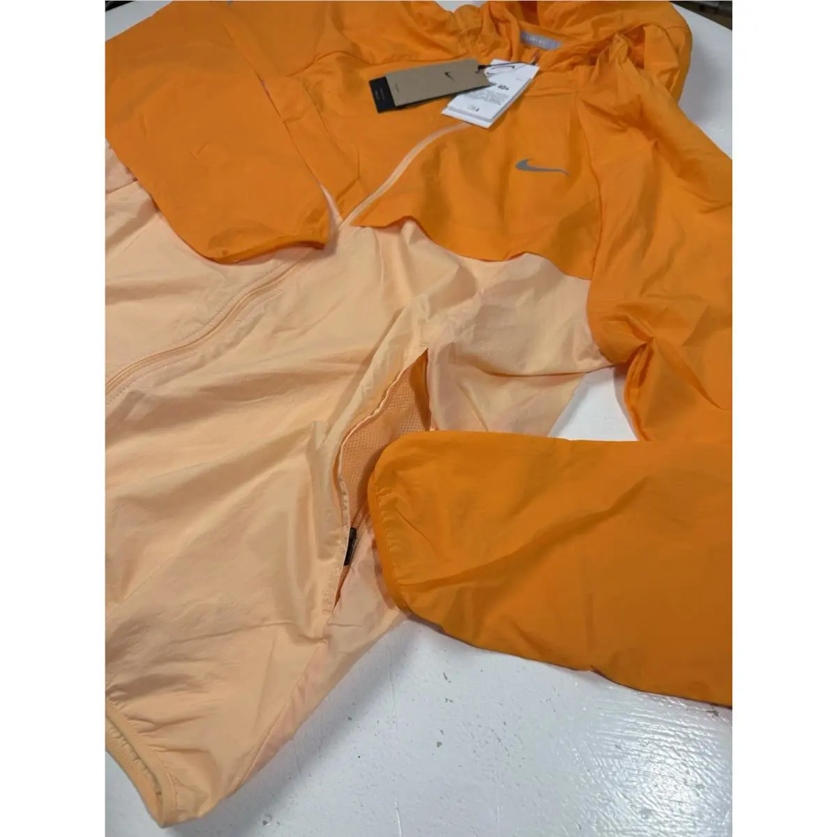 Nike clothing - Nike Dri-Fit - HV4548 - Orange 2