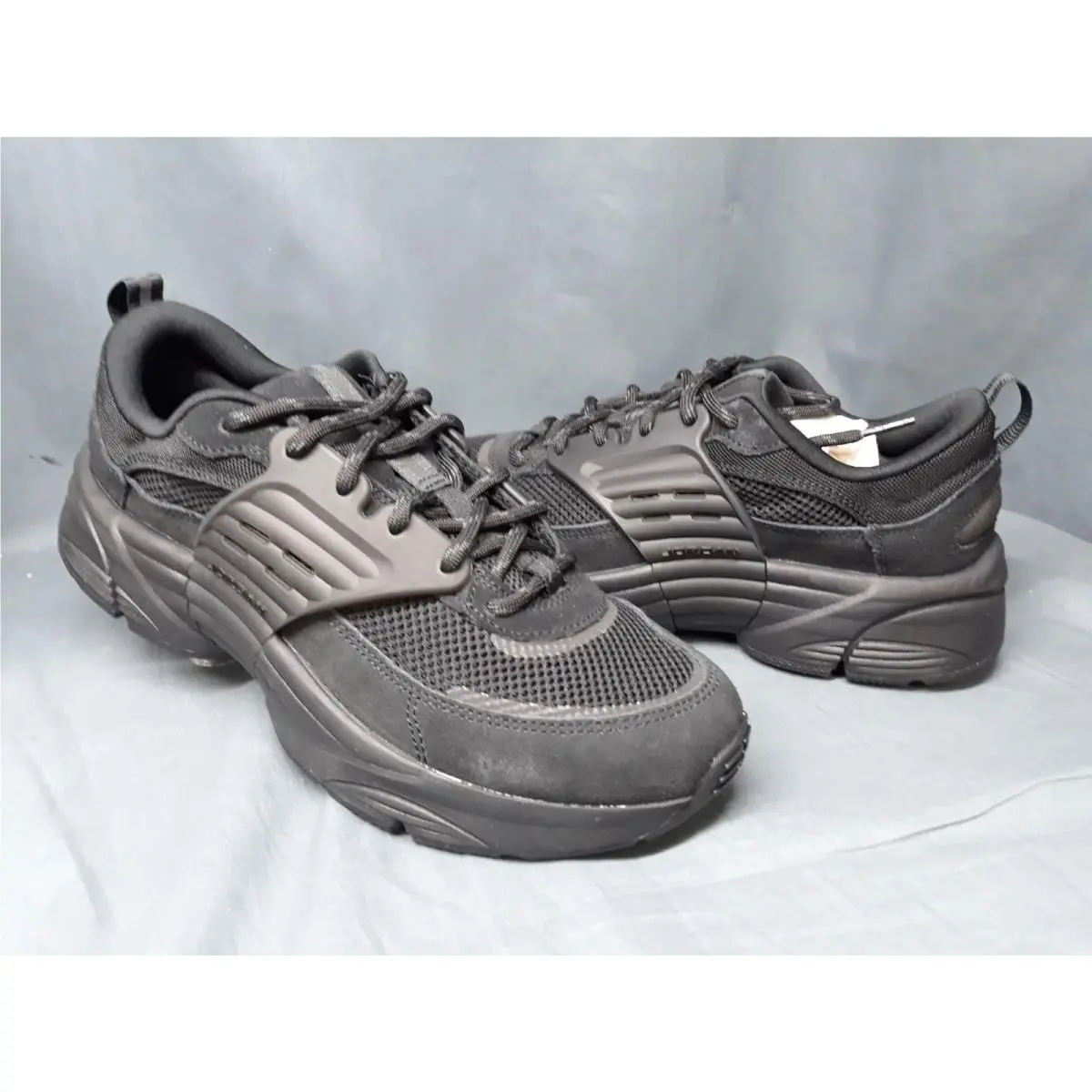 Nike Men`s Jordan Trunner O/s Sneakers IB3722 003 Black Size 8