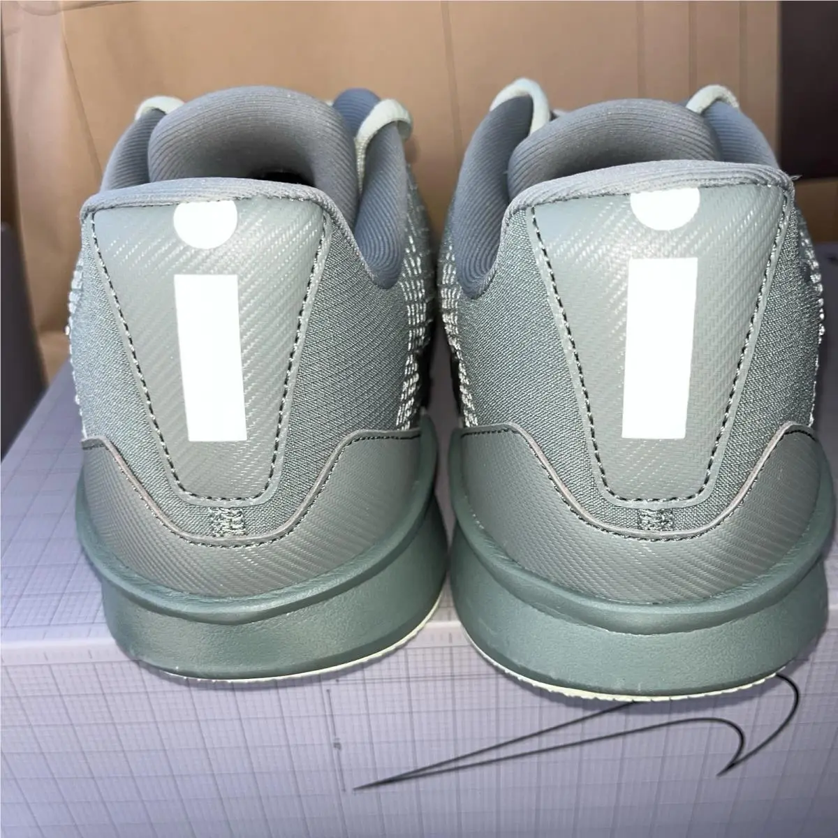 Nike shoes - Nike 3 - HF2881 301 - Green (UPC: 198727557409) 3