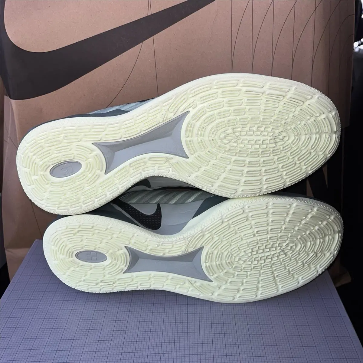 Nike shoes - Nike 3 - HF2881 301 - Green (UPC: 198727557409) 4