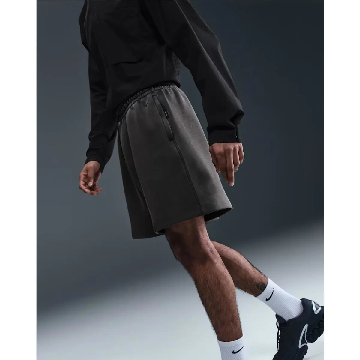 Nike clothing - HJ0692-010 - HJ0692-010 - Black (UPC: 197863260730) 3