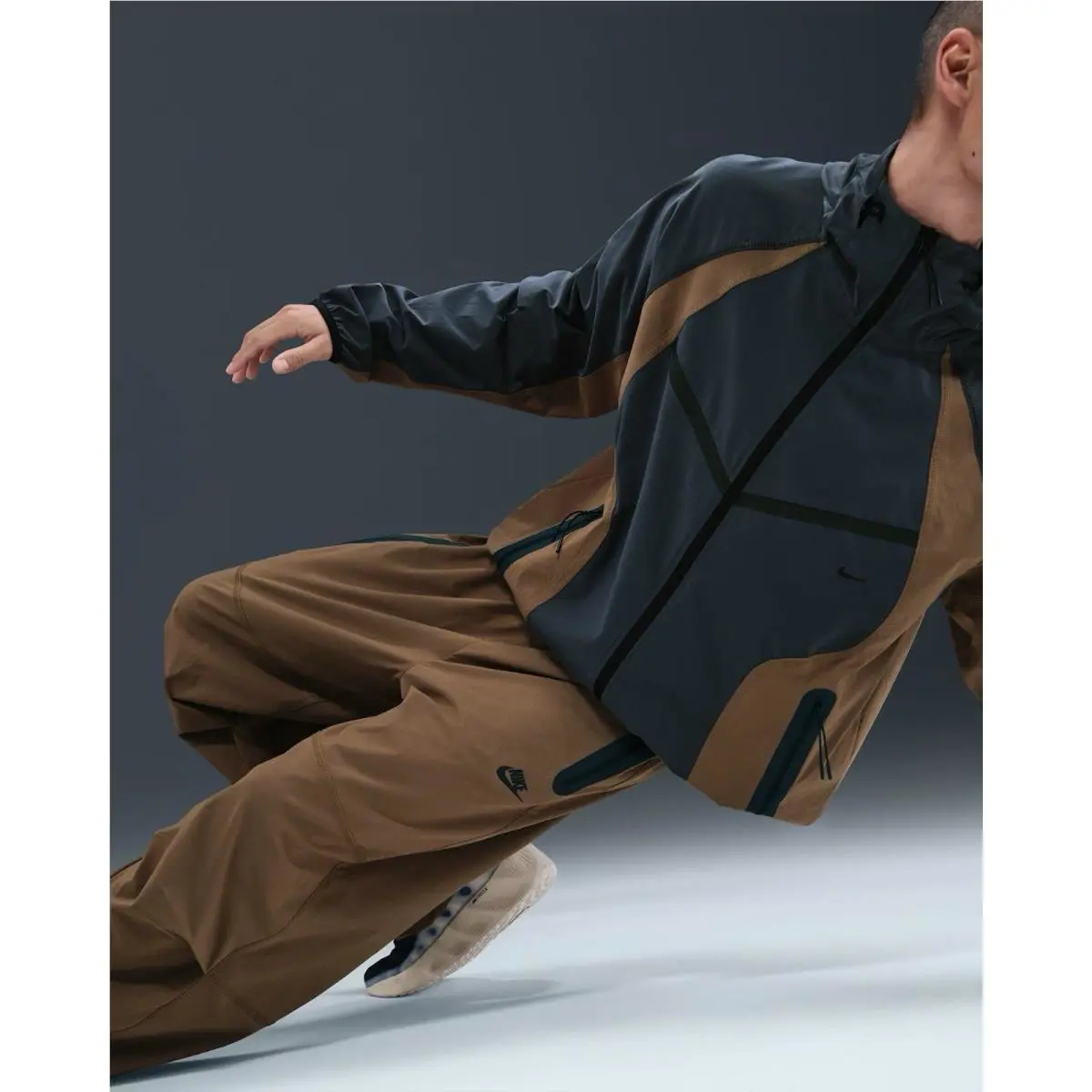 Nike clothing - Nike Tech Woven Oversize - Tech Woven Oversize - HM7158235 - Brown 3