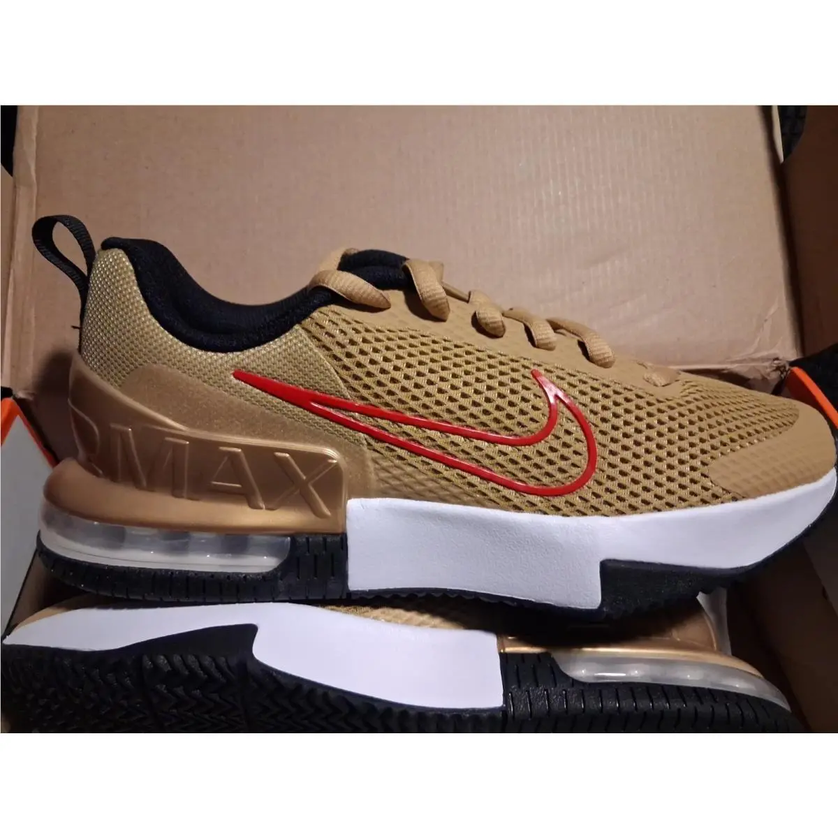 Nike Air Max Alpha Trainer 6 Training Shoes FQ1833 700 Flat Gold Mens Size 9