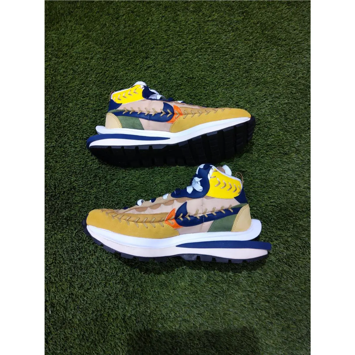 Nike shoes - Nike VaporWaffle - VaporWaffle - DH9186-200 - Brown (UPC: 0195242395691) 3