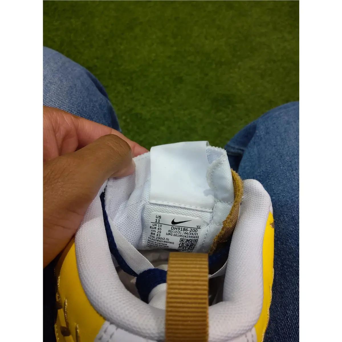Nike shoes - Nike VaporWaffle - VaporWaffle - DH9186-200 - Brown (UPC: 0195242395691) 4