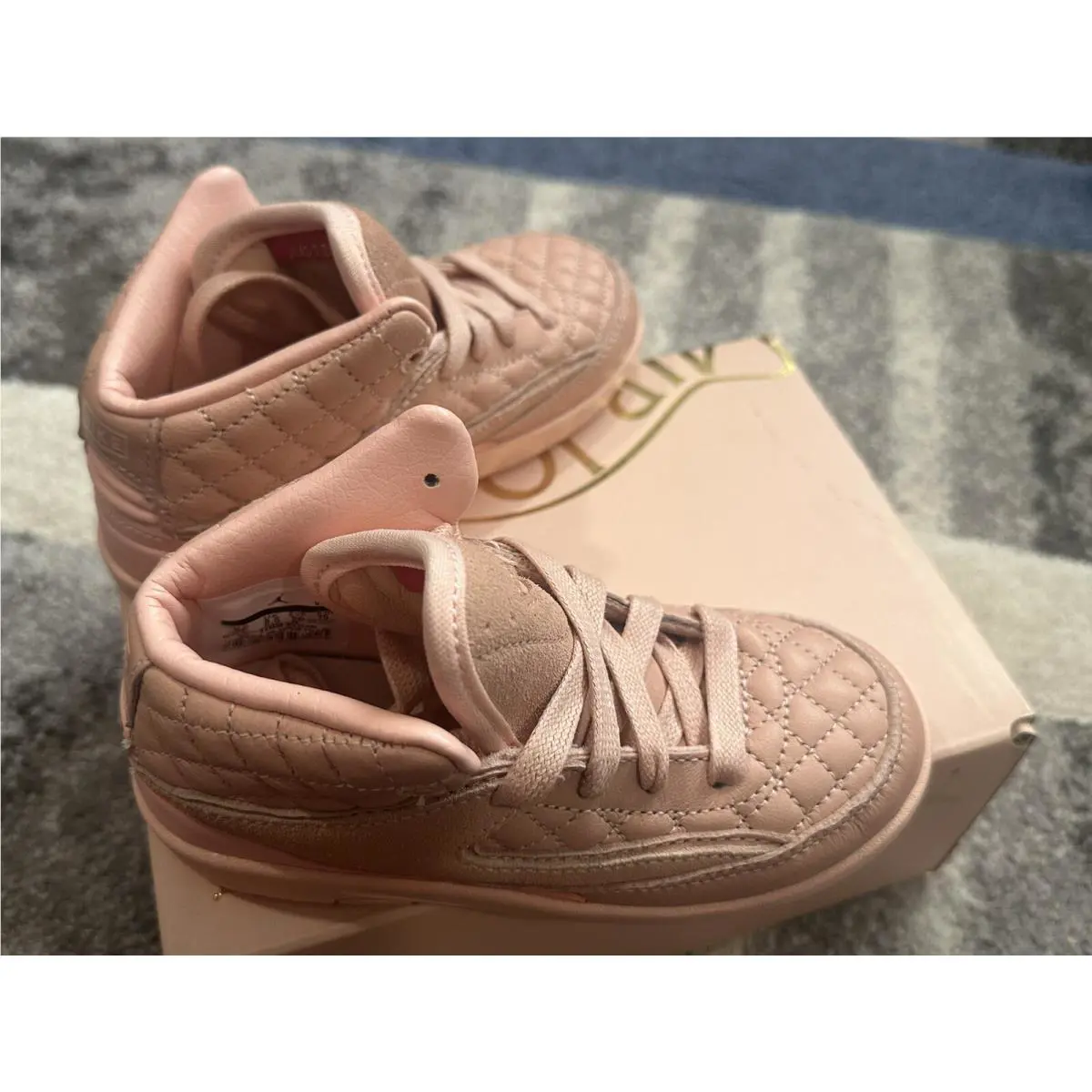 Nike shoes - Air Jordan Retro 2 - Air Retro - Arctic Orange 2