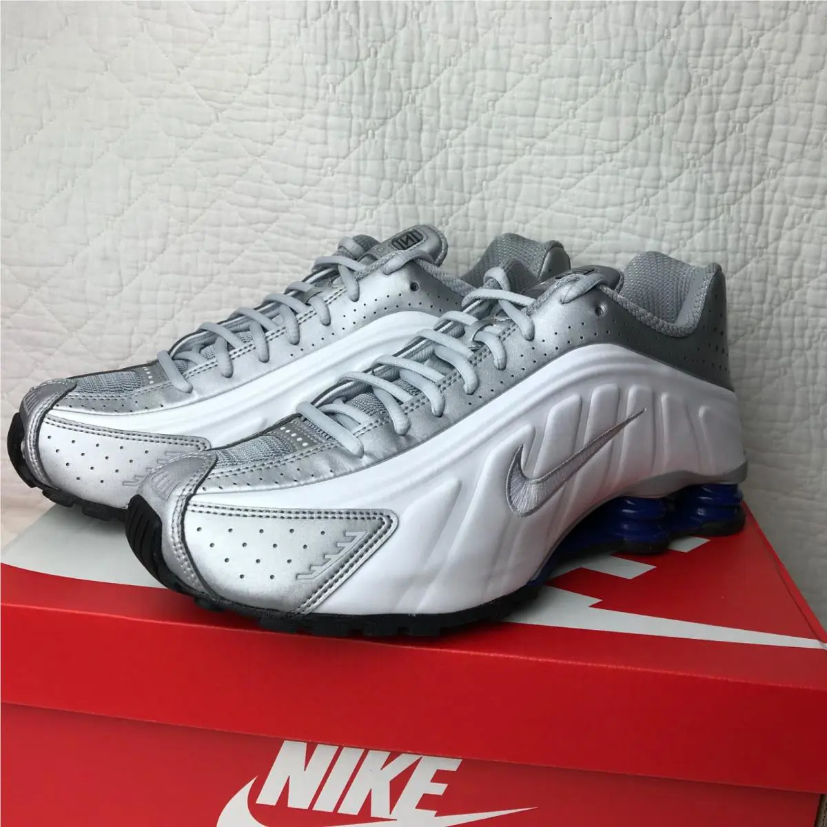 Nike shoes - Nike Shox R4 - Shox - HQ1988-102 - White 6
