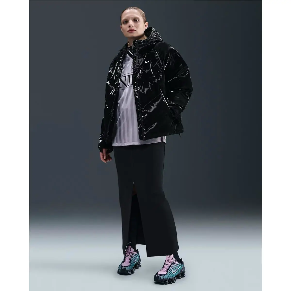 Nike clothing - Pink / Black (UPC: 198482140892) 1